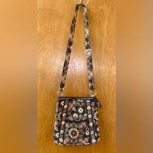 Vera Bradley Crossbody Bag - Retired Fabric Pattern